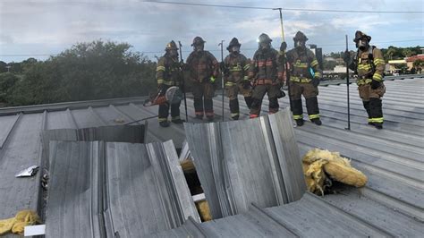 Firefighters Extinguish Fire In St Augustine On Tree Blvd