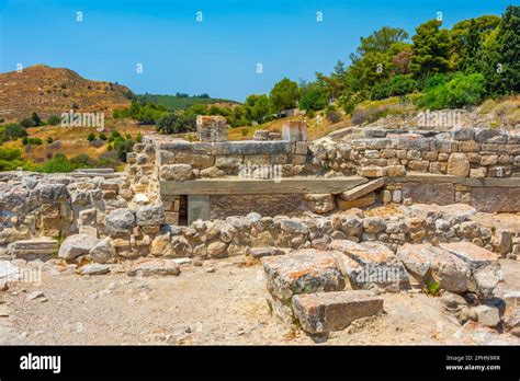 Minoan Palace Of Phaistos At Greek Island Crete Stock Photo Alamy