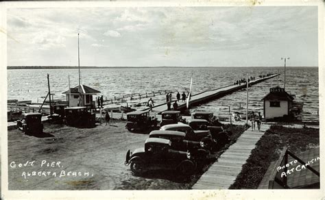 Postcard 11933: Gov. Pier, Alberta Beach (cca. 1935)