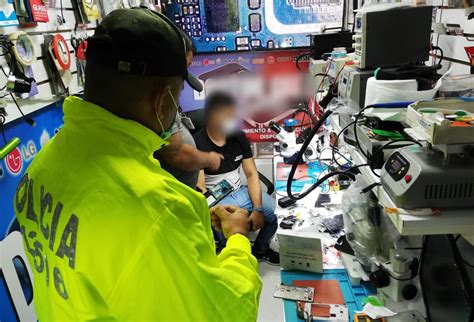 Noticias Ibagué Cerraron locales que comercializan celulares robados