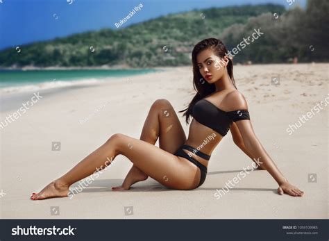 Beautiful Sexy Woman Bikini Posing On Stock Photo 1059109985 Shutterstock