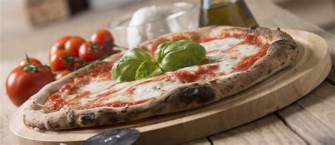 Pizza Napoletana | Traditional Pizza From Naples, Italy