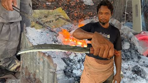 Knife Making Forging A Sharpest Long BENDING MACHETE From An Old Thin