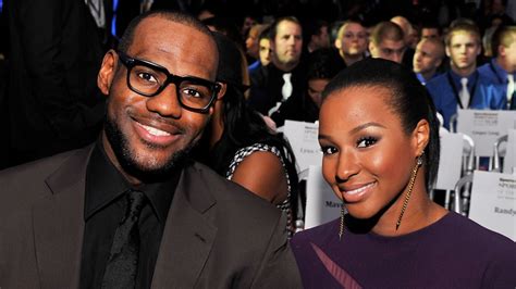 What LeBron James' Wife Savannah Really Does For A Living