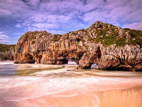 Descubre las 10 playas de Cantabria con más encanto