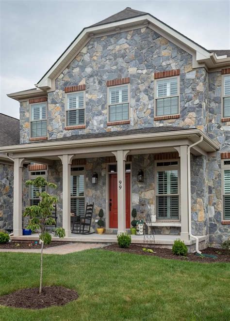 12 Gray Stone Veneer Siding Design Ideas - Stoneyard®