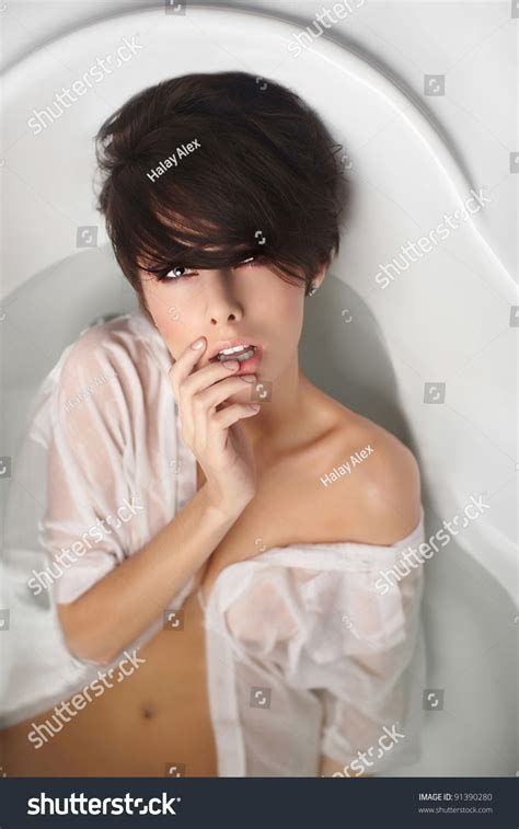 Sexy Nude Portrait Young Pretty Woman库存照片 Shutterstock