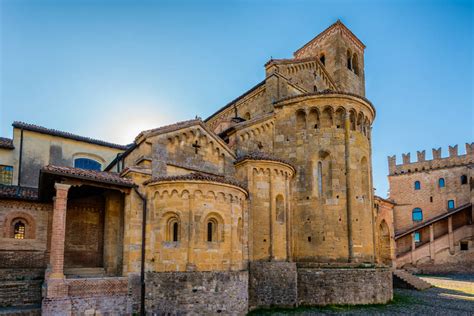 Collegiata Di Santa Maria Assunta Cosa Vedere A Castell Arquato Piacenza