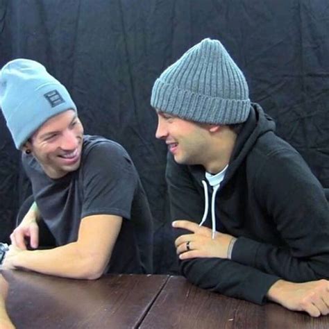 Josh Dun Smiling Dunsmiling Twitter Twenty One Pilots Twenty One The Twenties