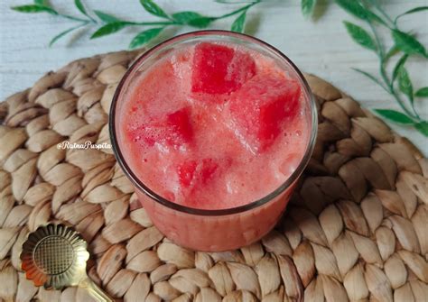 Resep Es Semangka Susu Oleh Ratna Puspita Cookpad