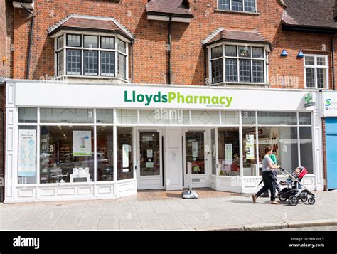 Lloyds Pharmacy High Resolution Stock Photography And Images Alamy