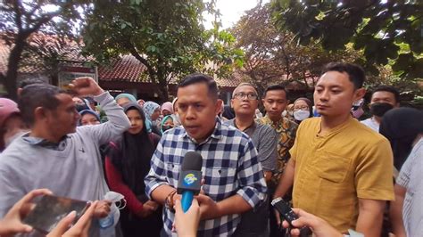 Polemik Pembangunan Masjid Agung Yang Mengharuskan Relokasi Sdn Pondok