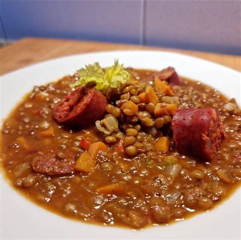 Receta de lentejas con chorizo un clásico de la cocina española