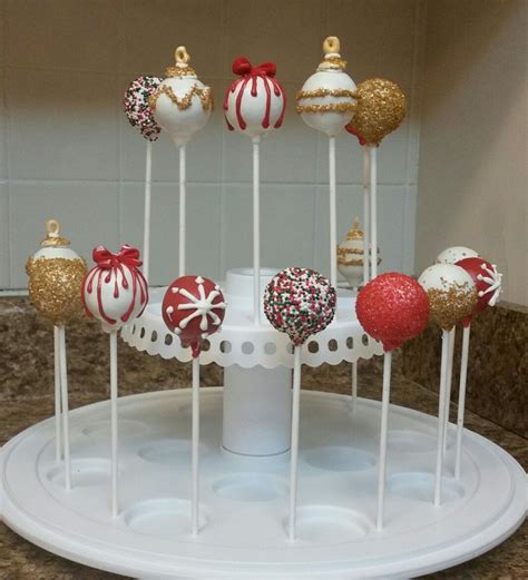 Christmas cake pops | Christmas cake pops, Christmas cake, Cake pops