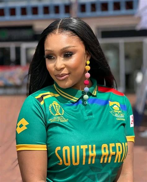 Minnie Dlamini Biography Net Worth Age Qualifications Husband