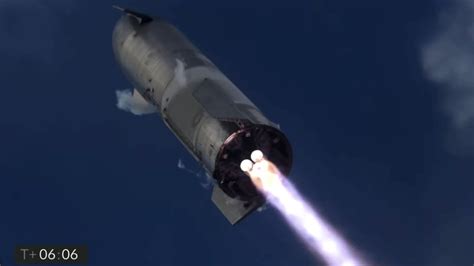 Spacex A Réussi à Atterrir Son Vaisseau Spatial Géant Mais Il A