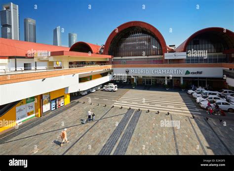 Estación Chamartín Estación Madrid Fotografías E Imágenes De Alta