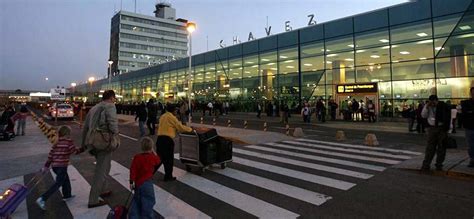 Per Segunda Pista De Aeropuerto Jorge Ch Vez Estar Lista En El