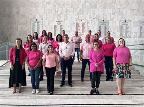 Gilmaci Santos Outubro Rosa Em Uma Palavra