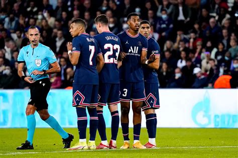 Larbitre De Real Sociedad PSG Est Connu C1 8es Real Sociedad PSG