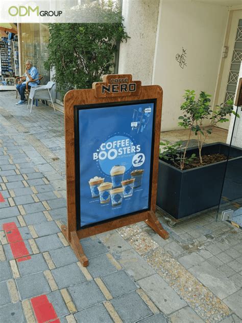 5 Ways An Outdoor Signage Stand Can Bring In More Customers