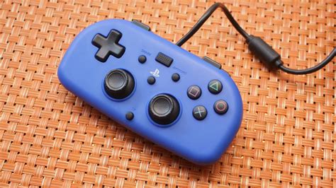 HORI Mini Wired Gamepad - gamepad - wired review: The perfect ...