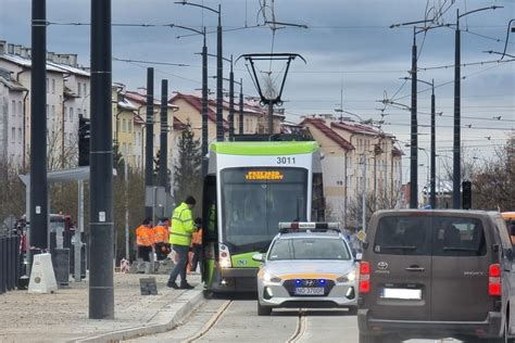 Czytelnicy robią zdjęcia tramwaje wjechały na osiedle Pieczewo w Olsztynie