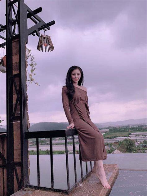 Sau năm nổi tiếng cuộc sống của Hot girl bánh tráng trộn giờ ra sao