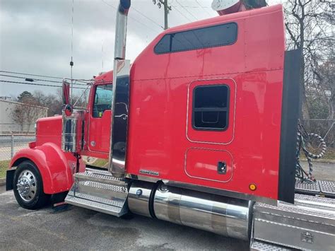 2016 Kenworth Icon 900 For Sale 86 Sleeper 0476382