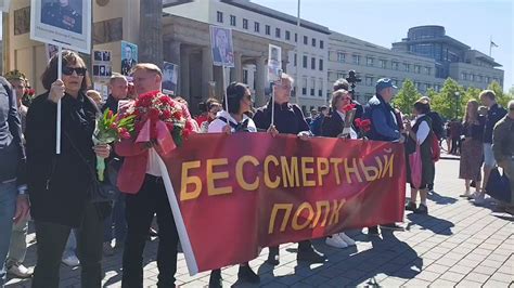 Friedensdemo Watch On Twitter Am Brandenburger Tor Startet Ein