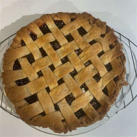 Baked Fresh Cherry Pie Recipe