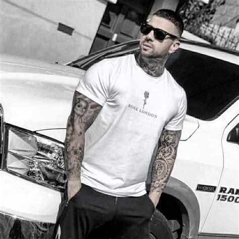 Pin By Karim Mohamed On Yy Mens Tshirts Mens Tops T Shirt