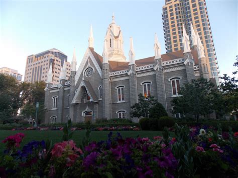 The Assembly Hall On Temple Square Salt Lake City Utah Oc 4608 X