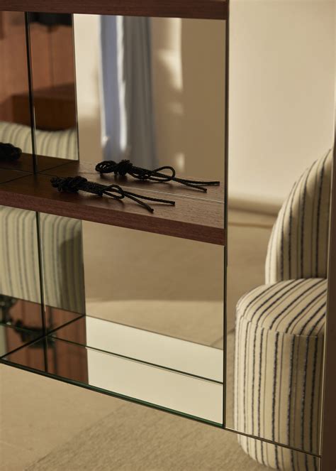 Willow Flagship | GOLDEN