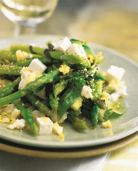 Recette poêlée d asperges à la feta Marie Claire