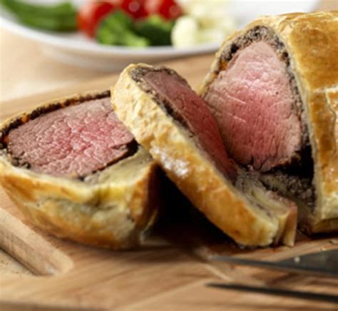 Mini Beef Wellingtons With Mushrooms Gorgonzola Beef Wellington