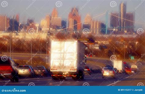 Detroit highway traffic stock image. Image of cars, hour - 89115317