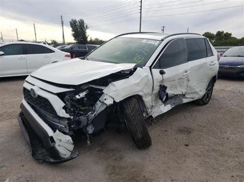 2022 Toyota Rav4 Xle P 2 5L JTMB6RFV9NJ Vendido De Subastas De