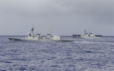 U S Navy Jmsdf Strengthen Alliance Through Bilateral Advanced