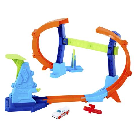 Pista Hot Wheels Stunt Tracks Corkscrew Jump Champion Jdh36
