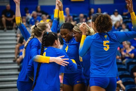 Preview Pitt Volleyball Gears Up For Two Acc Matchups Against No 11