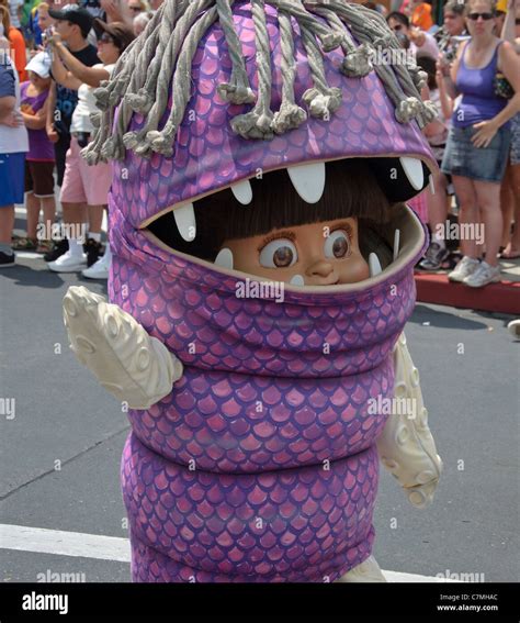 Boo Monsters Inc In The Disney Pixar Countdown To Fun Parade In Walt