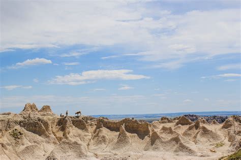 Drive the Badlands Loop Scenic Byway • U.S. National Parks • The Simple ...