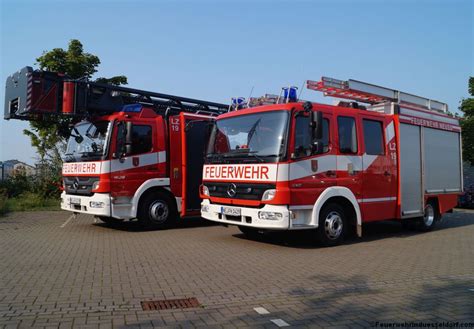 Gruppenfotos Vom L Schzug Furth Der Feuerwehr Neuss