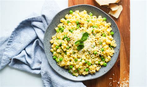 Ditalini Pasta with Peas and Parmesan - Posh Plate