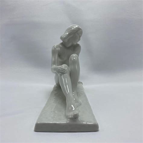 Sold Price German Art Deco Porcelain Statue Of A Nude Female Figure Invalid Date CEST