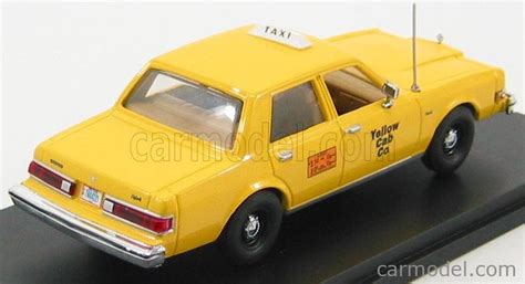 First Response Dip008 Scale 143 Dodge Diplomat Taxi Yellow Cab C