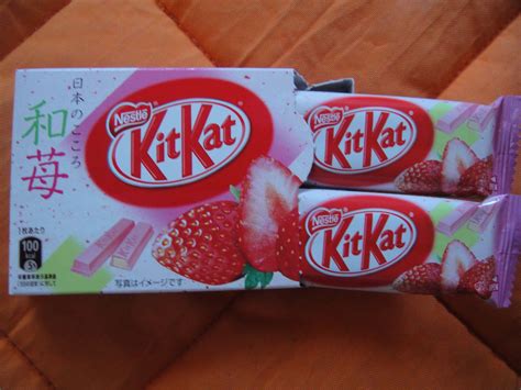 Strawberry Kitkat Food Strawberry