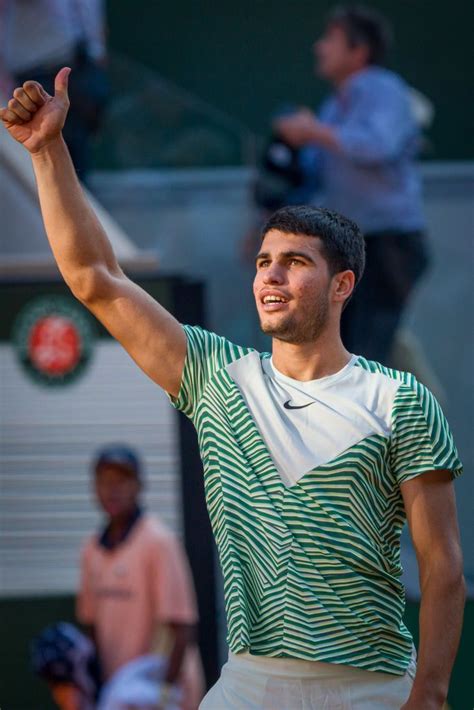 La Camiseta De Nike Con La Que Carlos Alcaraz Está Arrasando En Roland