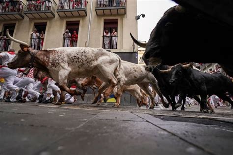 Runners Hit Pamplonas Streets For Annual Dash With The Bulls Cbc News